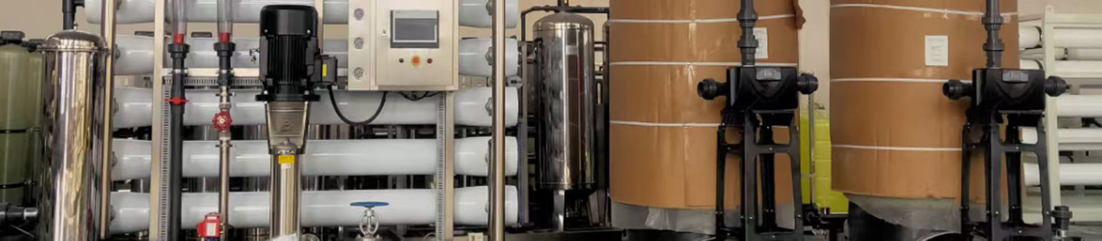 Sistema de osmose reversa em recipiente