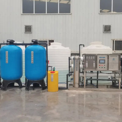 4TPH FRP Tanques de água salobra Usina de água de osmose reversa para poço de perfuração