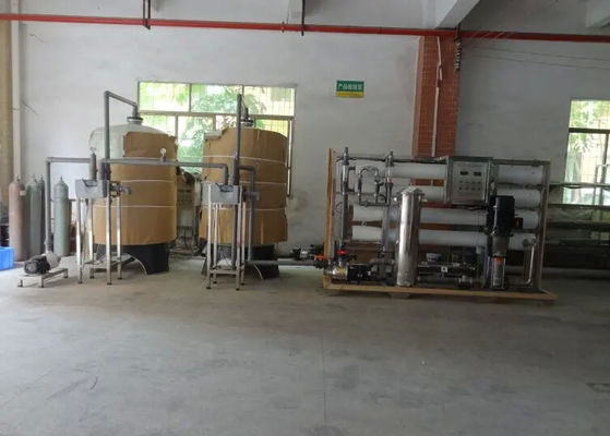 8TPH 14kW FRP Tanks RO Industrial Auto Máquina de Tratamento de Água Potável Com Indicadores de Status Operacional