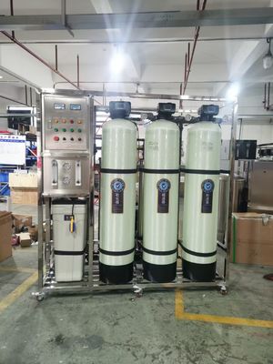 PRO-ST8080/15 1.5TPH Sistema de osmose reversa em água salobra SS304 Skid 3.0kW Tempo de condução rápido